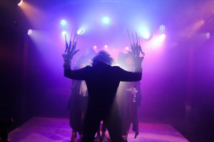 Scissorhands - Hands Up