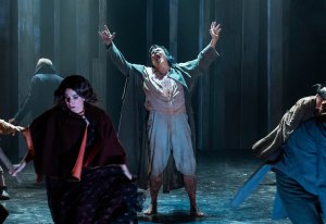 Frank Prod 02 - Photo by Craig Scwartz